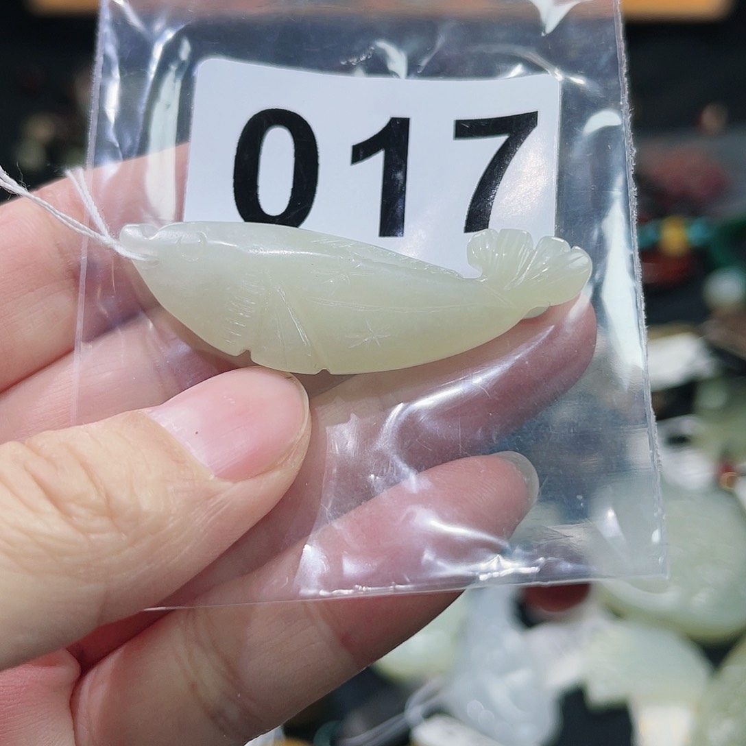 和田玉（糖玉）颈饰未镶嵌