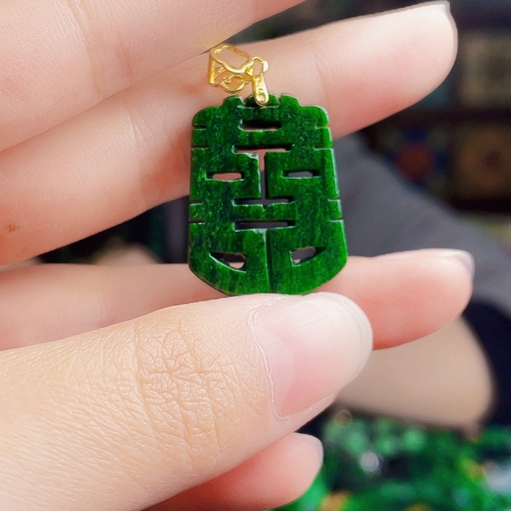 翡翠银S925镶嵌颈饰多样性