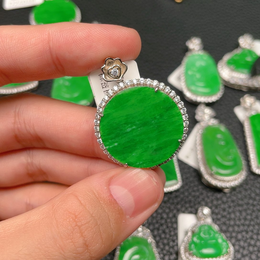 【闪购商品】翡翠吊坠(不含链)银S925镶嵌