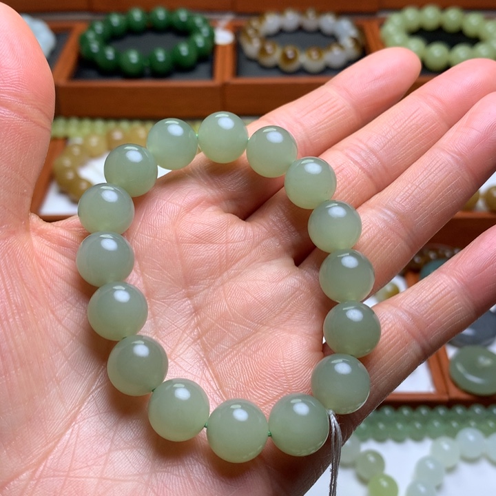 和田玉手串未镶嵌