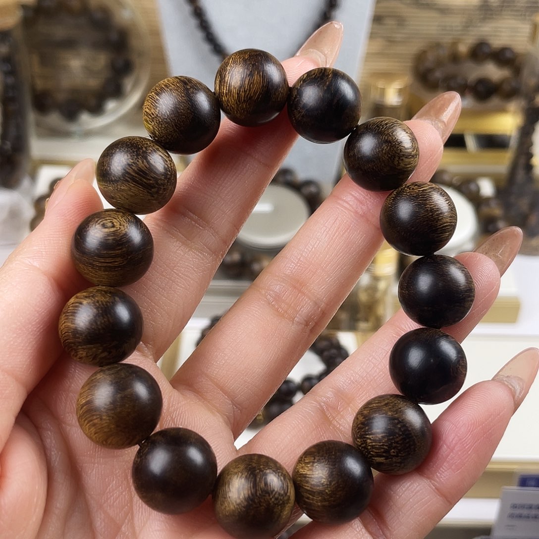 手串沉香越南芽庄老白棋窖藏古董玉化瘤疤虎斑1.4