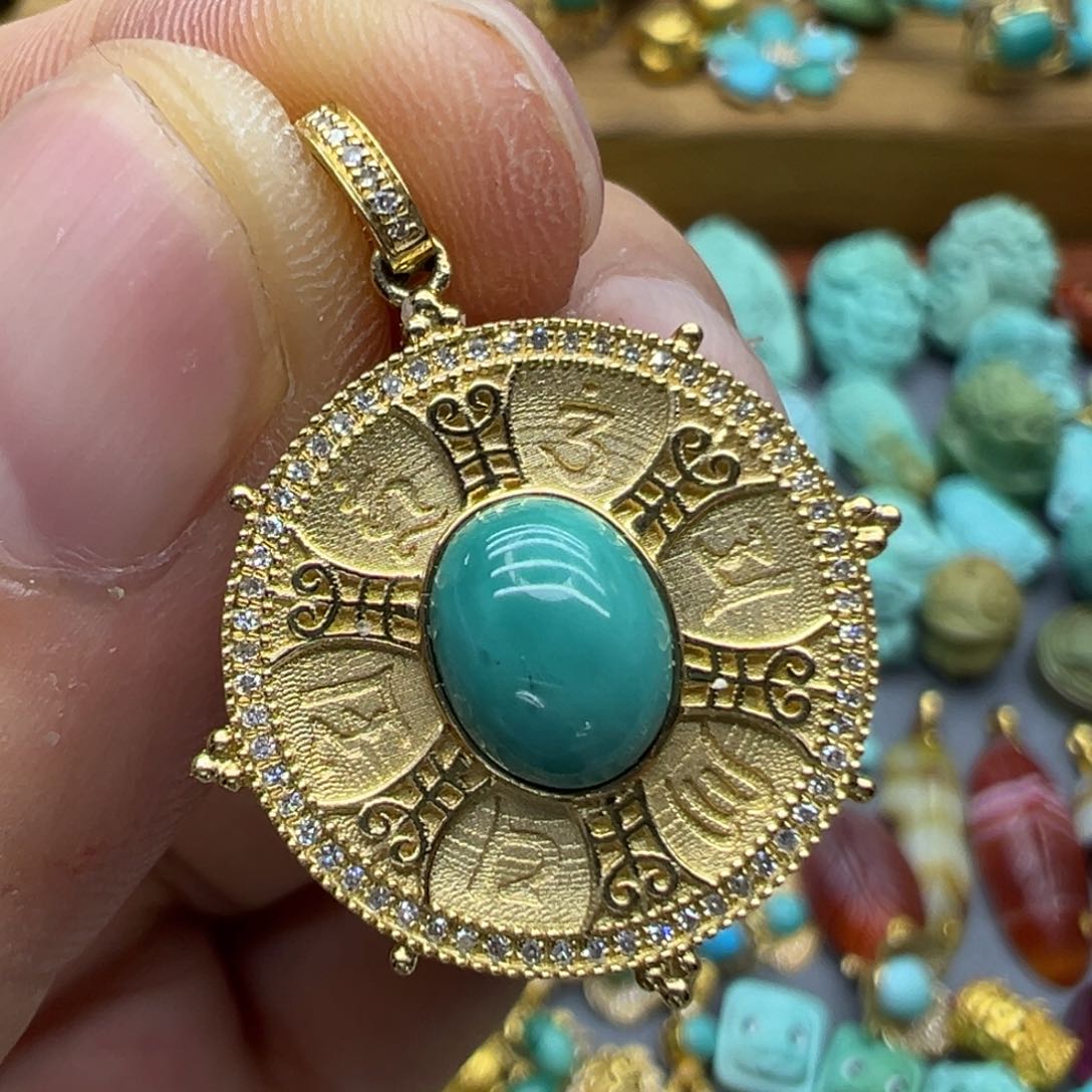 绿松石颈饰18K金镶嵌