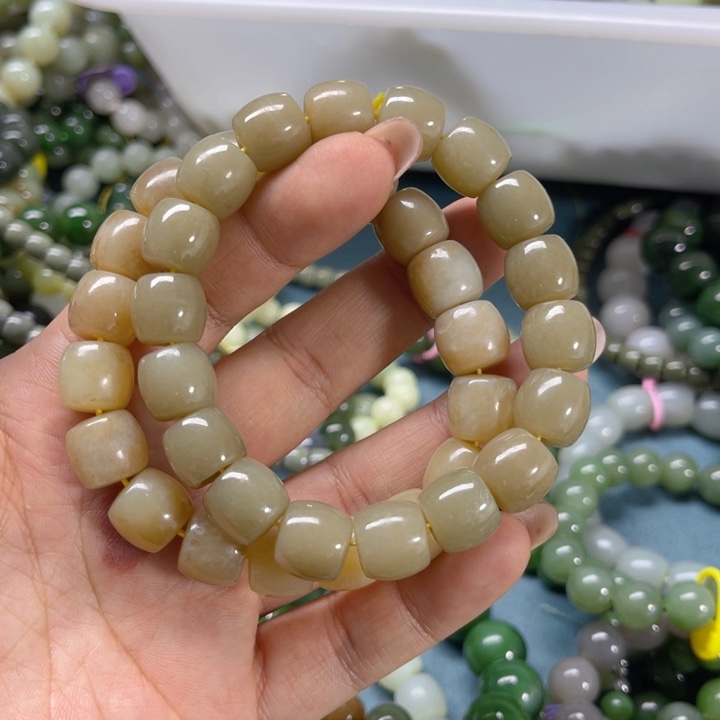 手链未镶嵌和田玉