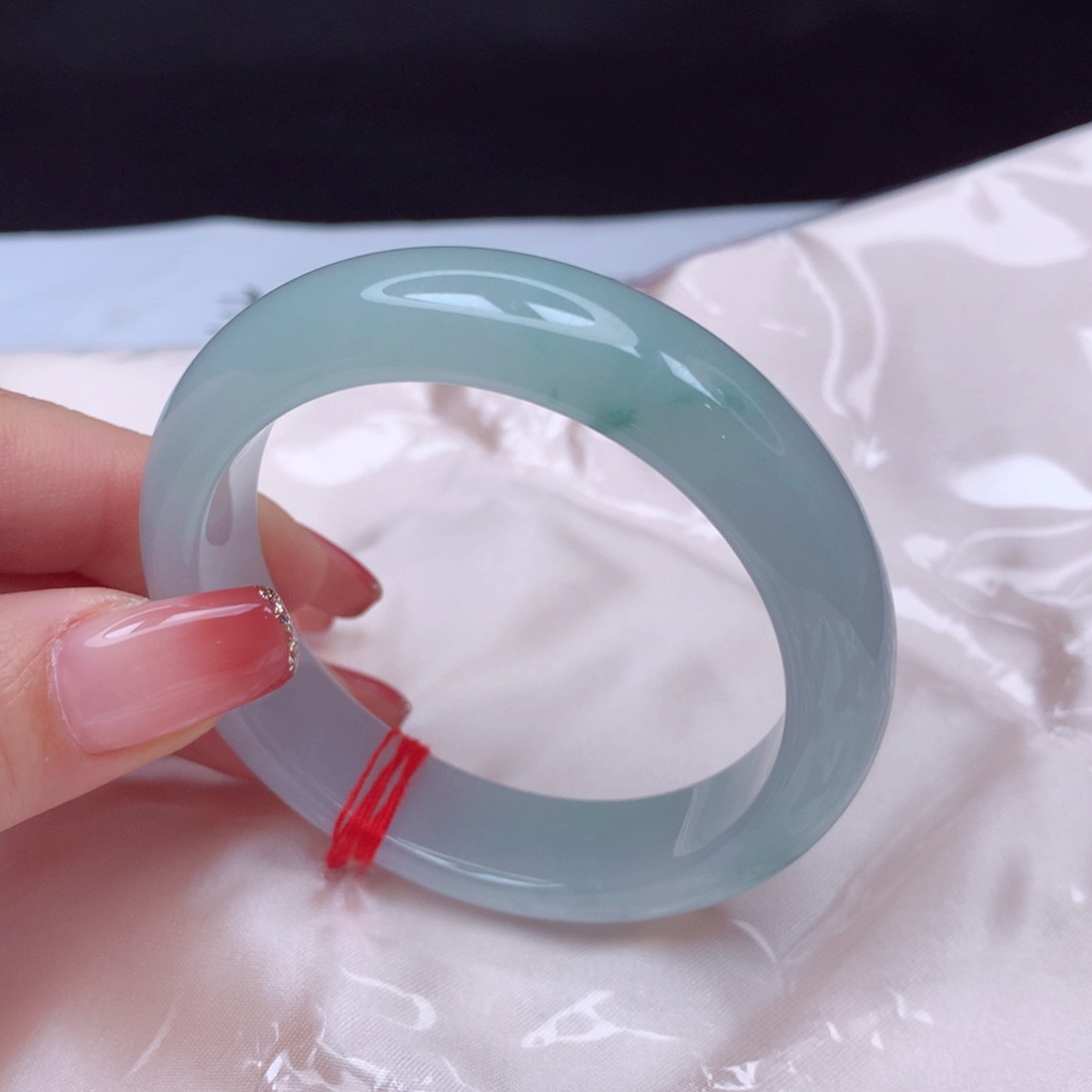 翡翠手镯未镶嵌手镯51