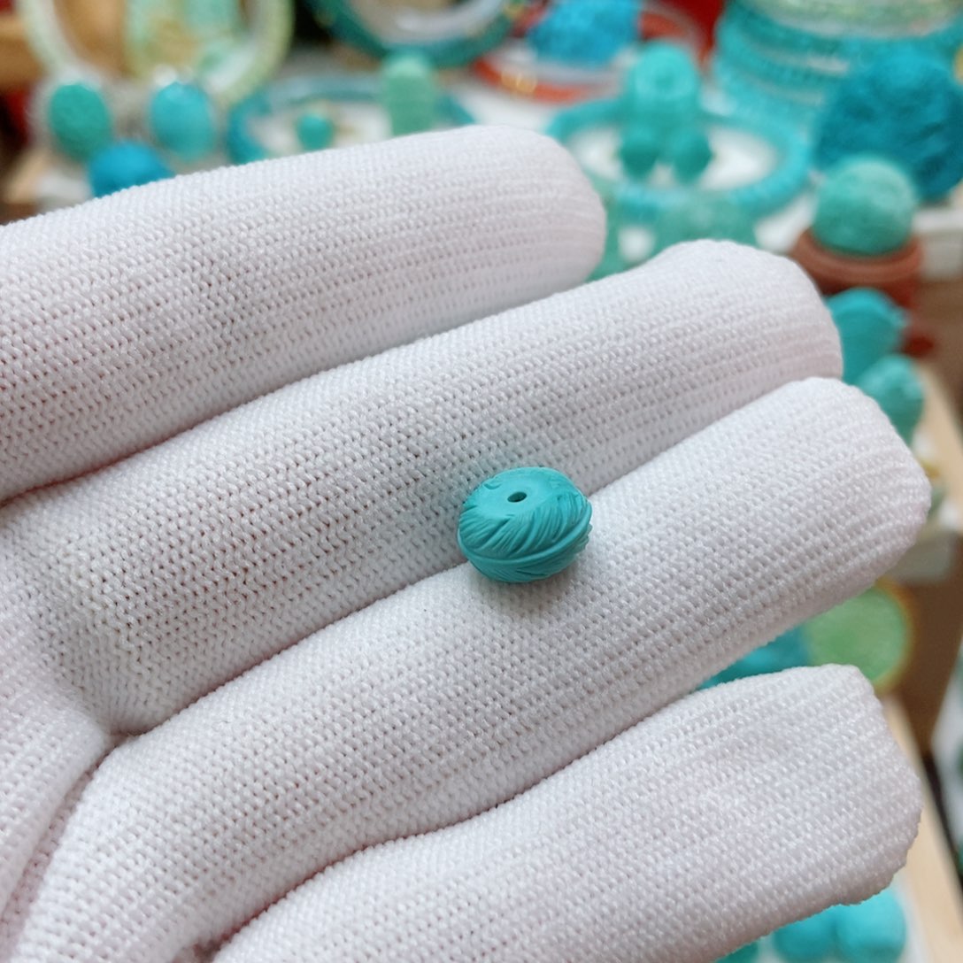 绿松石未镶嵌羽毛扣