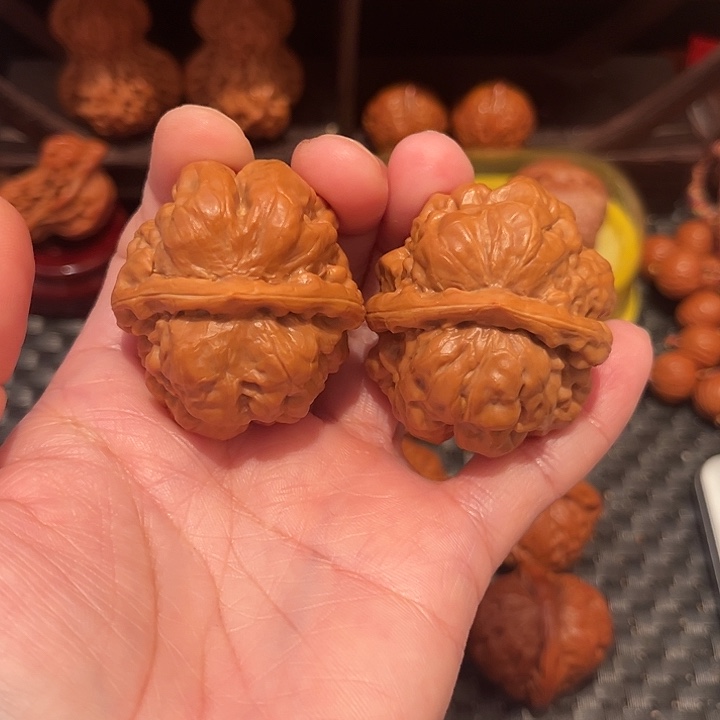 文玩核桃吊坠三角蛙