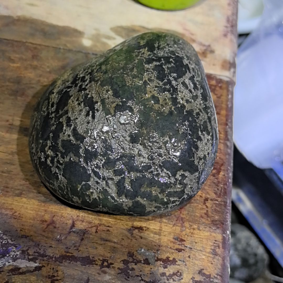 悠***仙藏玉药王石原石一个摆件