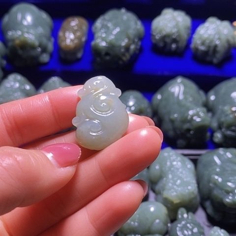 未镶嵌和田玉（糖玉）珠宝奇石