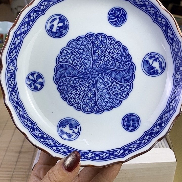 瓷器 盘子 钵 咖啡杯木器 木粉 