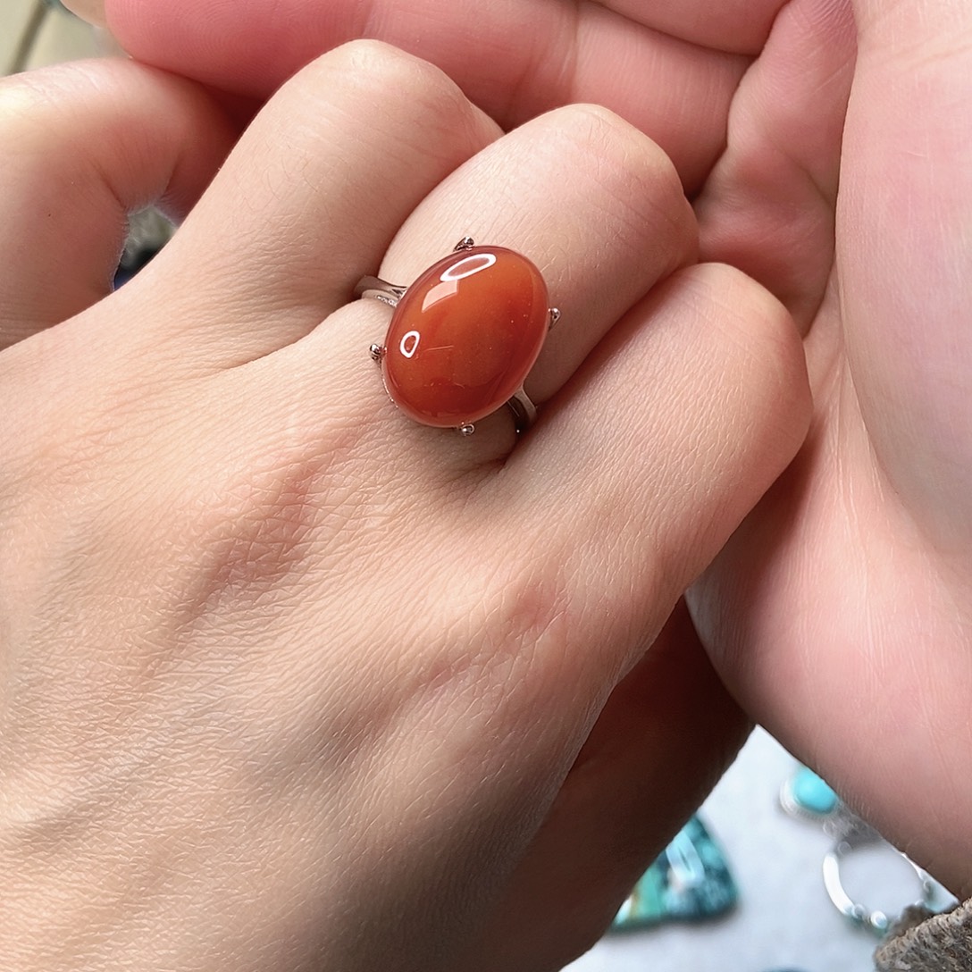 南红玛瑙未镶嵌珠宝奇石