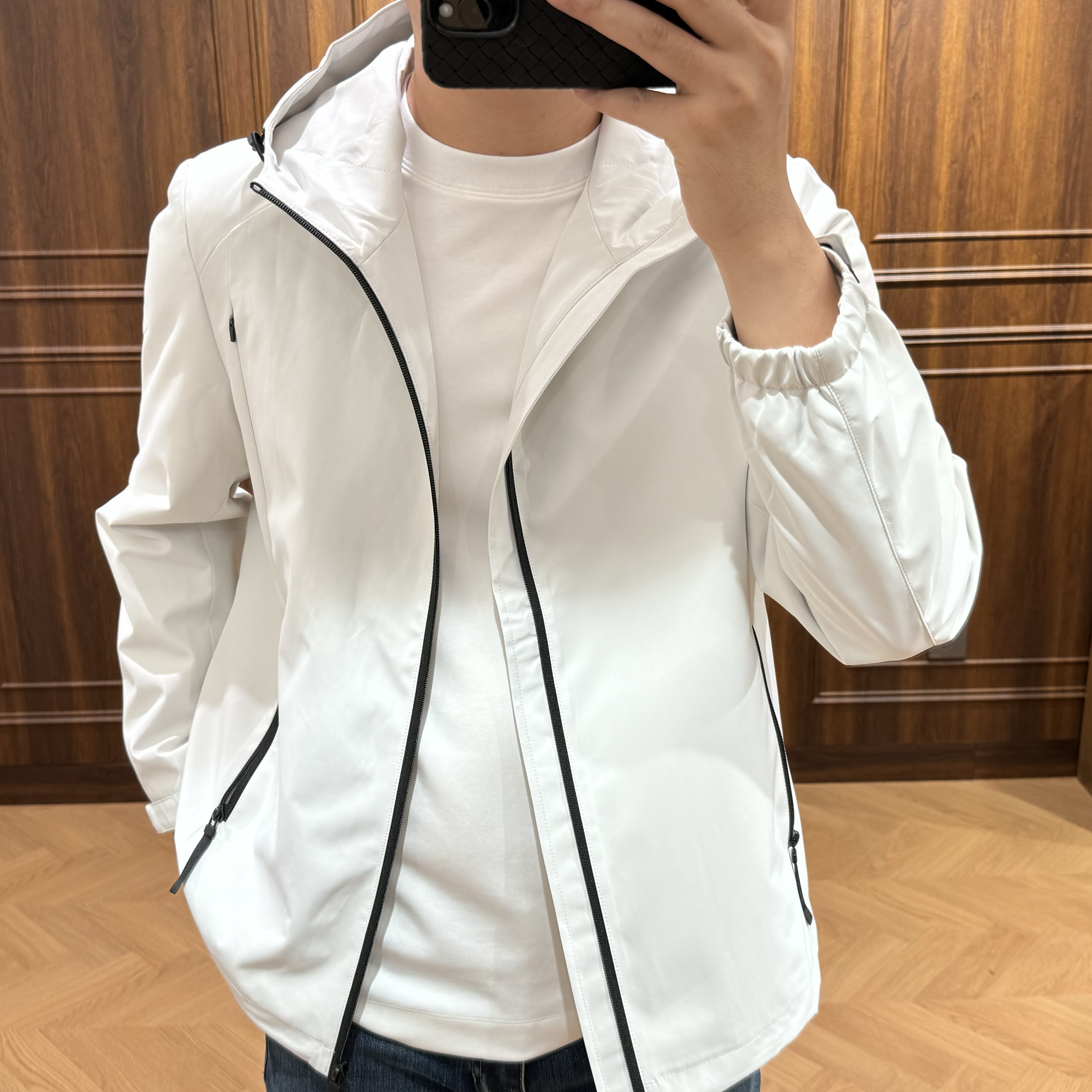 秋冬｜‘’极简风"轻奢高品质经典连帽休闲外套～两色2292A