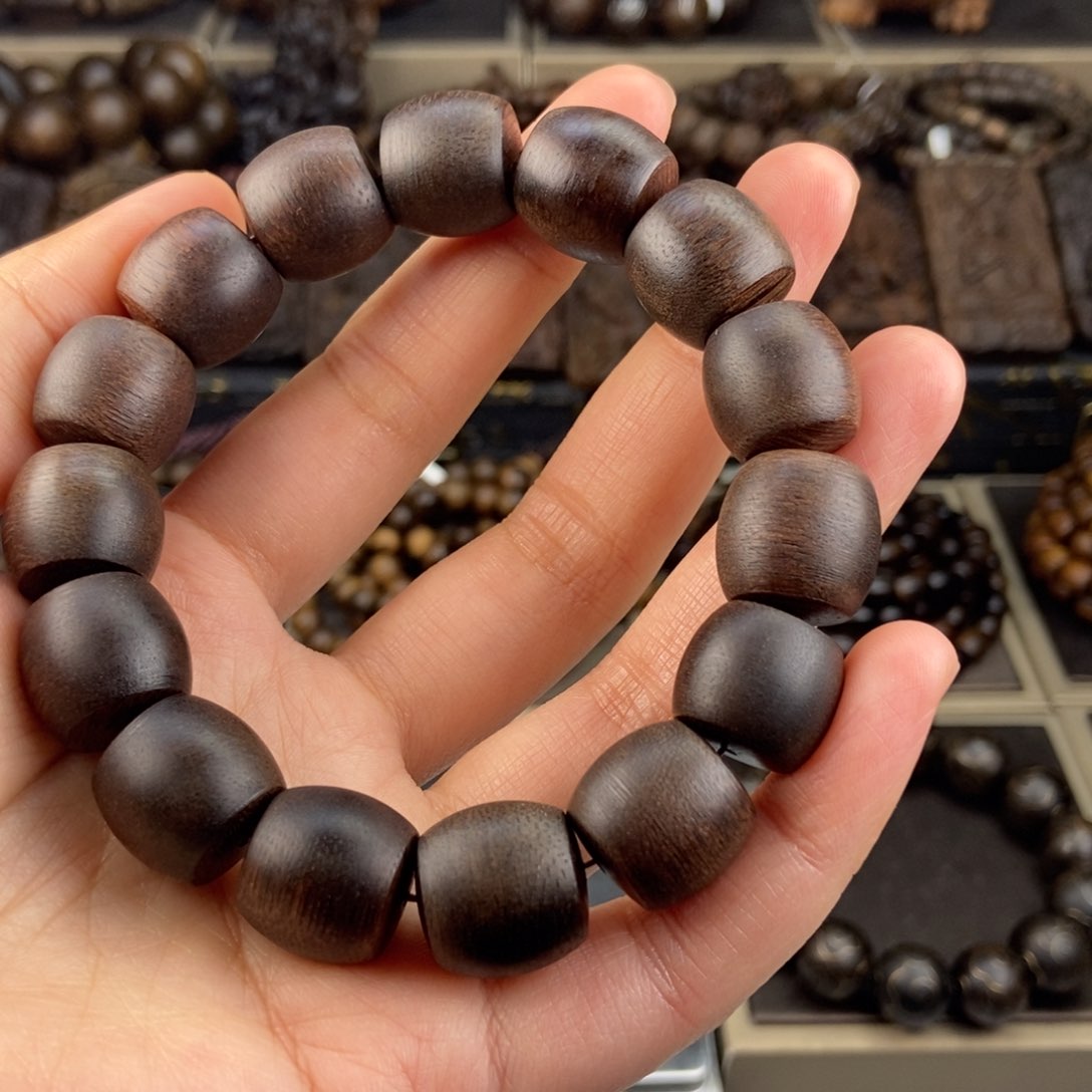 沉香手串王*富森红土沉香