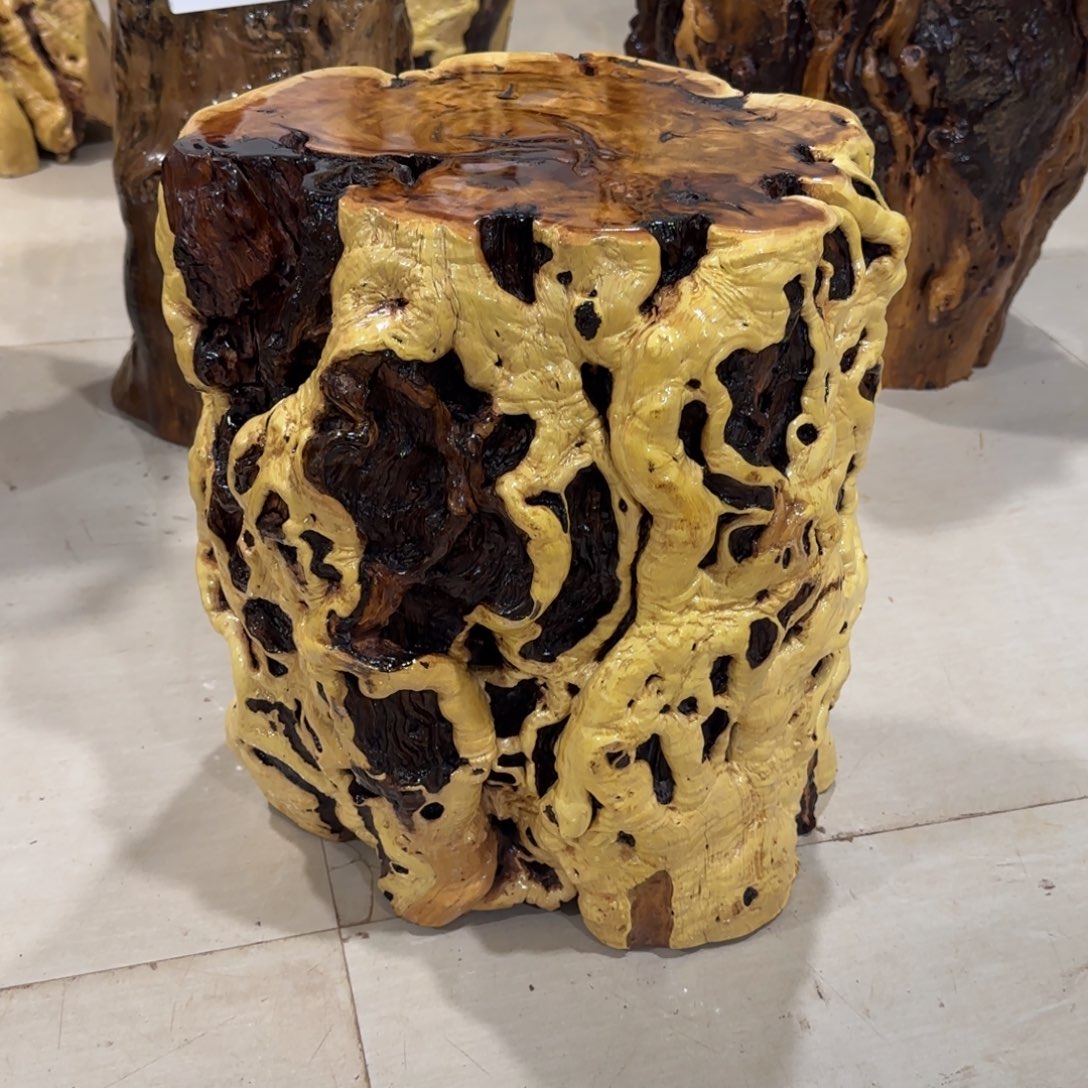 回***归龙纹鸡心枣木手工艺品 