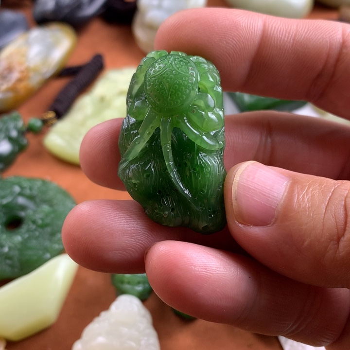 未镶嵌和田玉挂件