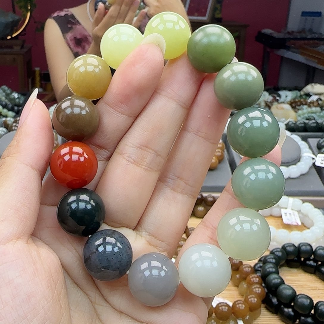 手链未镶嵌和田玉