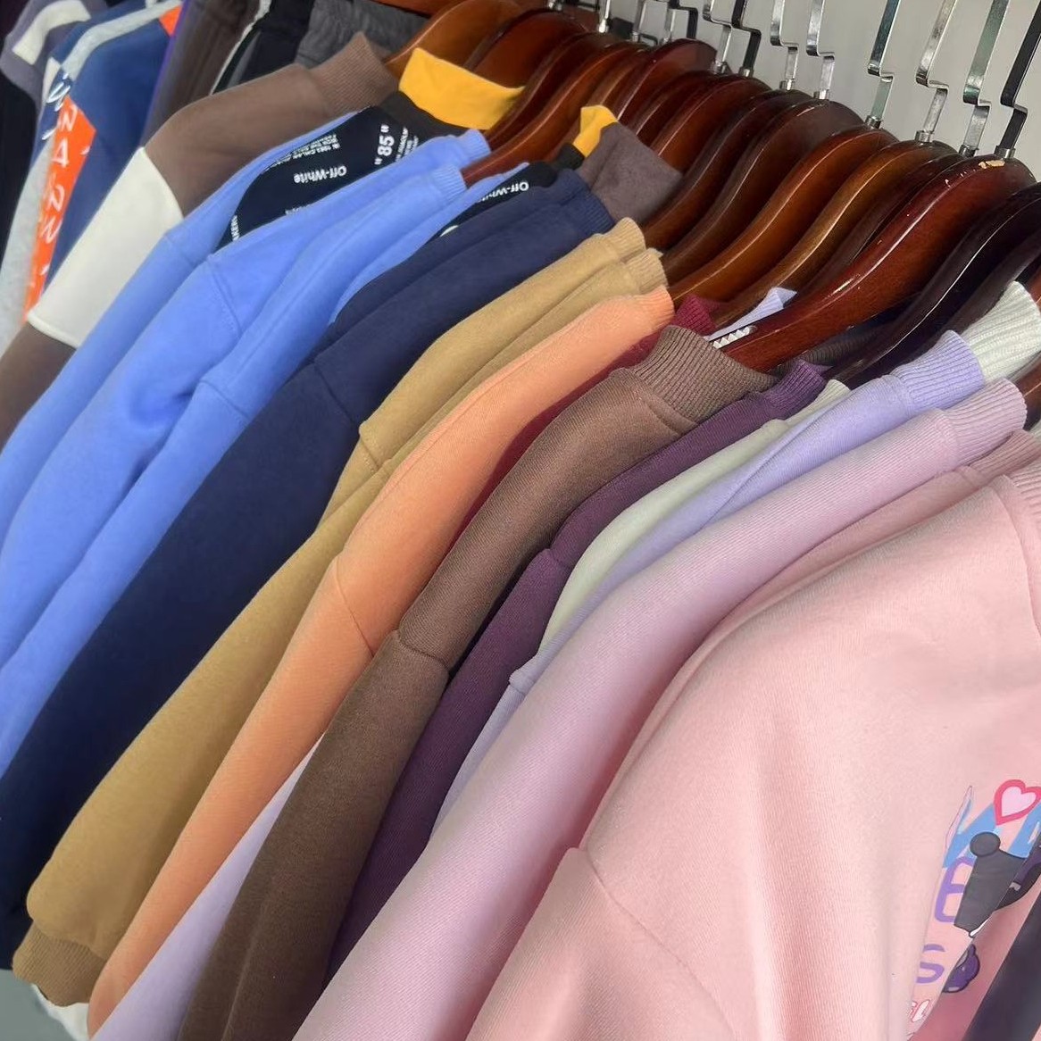 彤萌实体断码男女童装链接（下单备注编号）