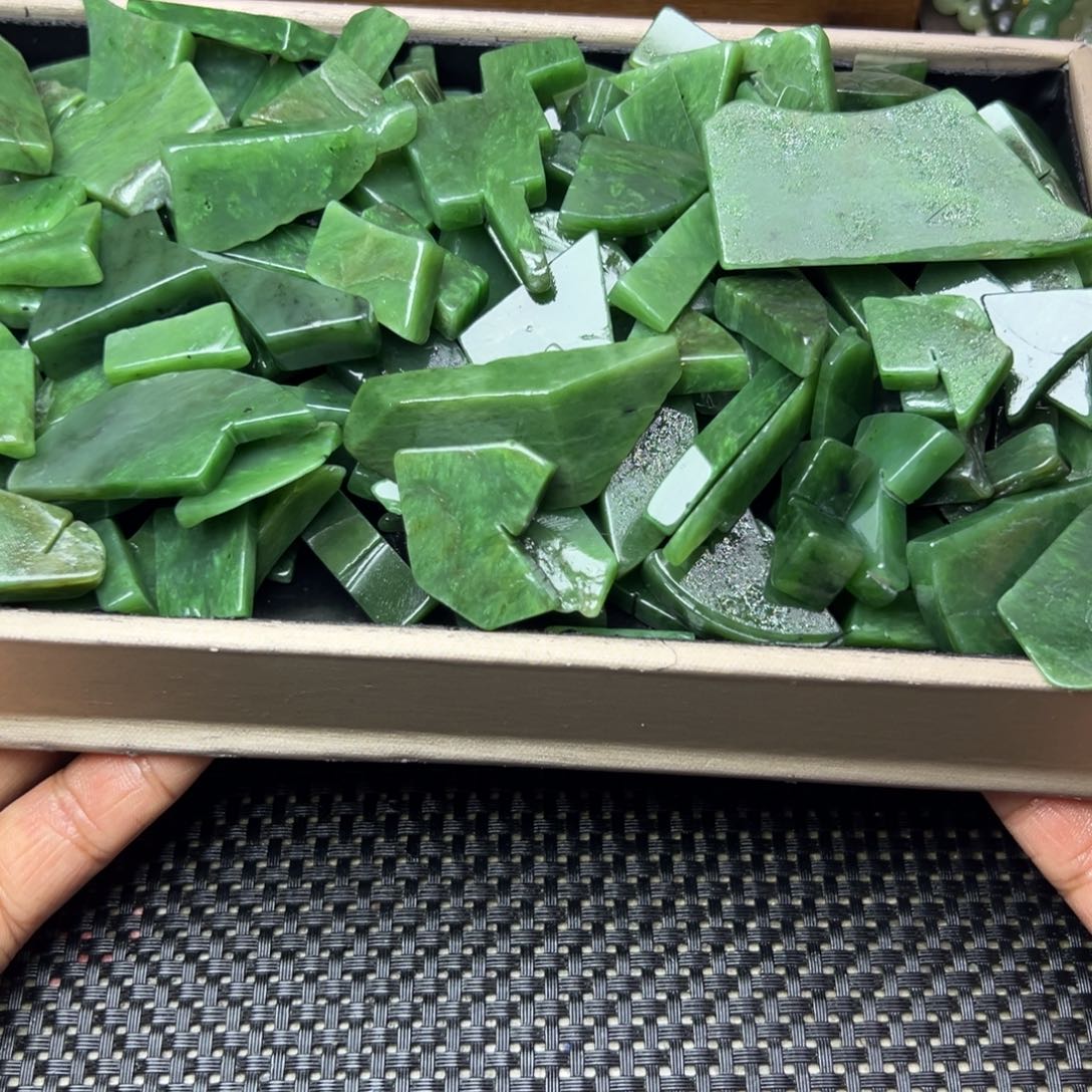 和田玉（糖玉）未镶嵌珠宝半成品
