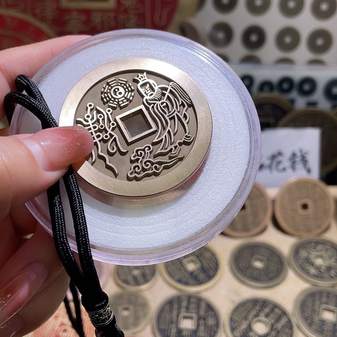 铜铜现代仿制工艺品雕母花钱