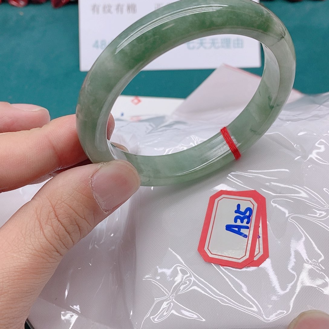 翡翠手镯未镶嵌A3555555555