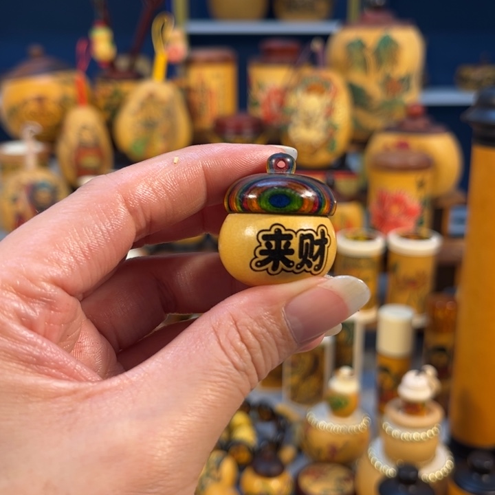 大叶紫檀（黑酸枝木类）