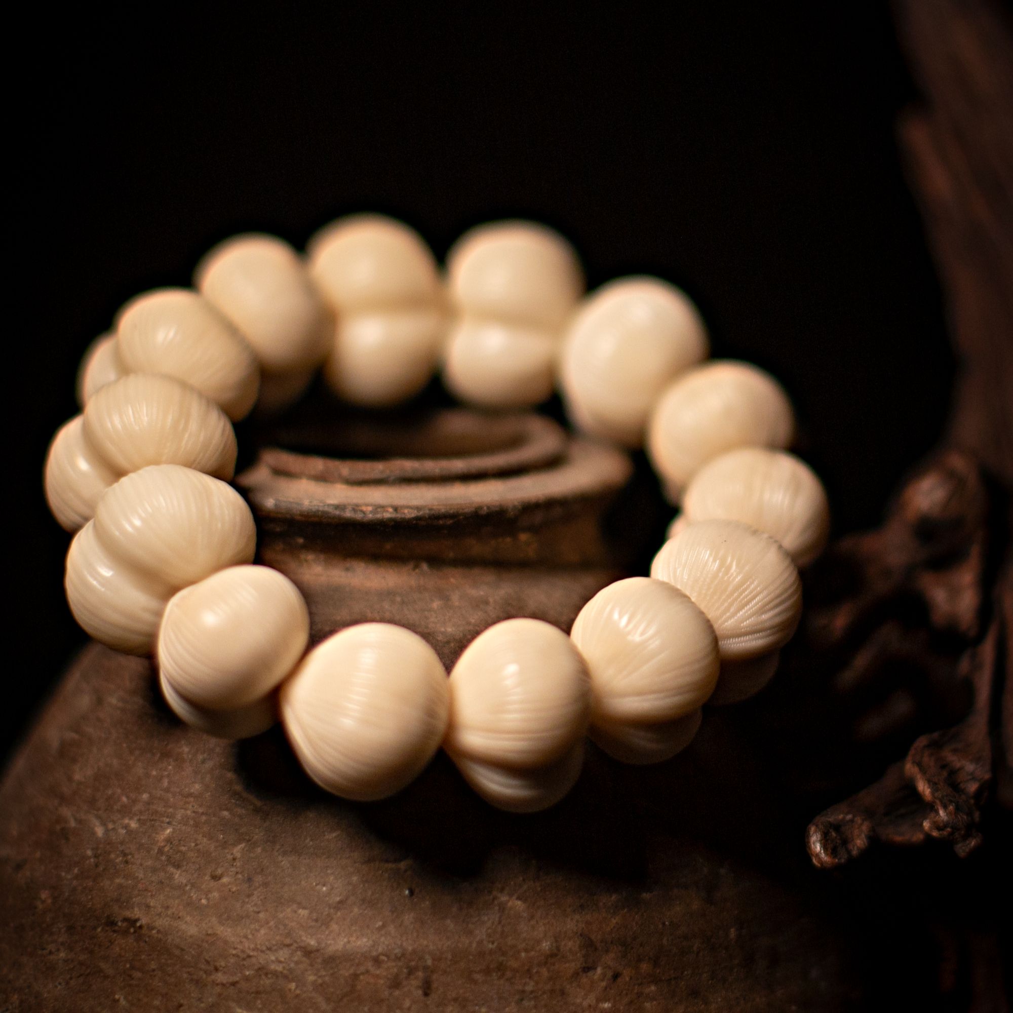 【元素造物】老料象牙果拉丝屁桃24mm可爱原果仙女大卡手串