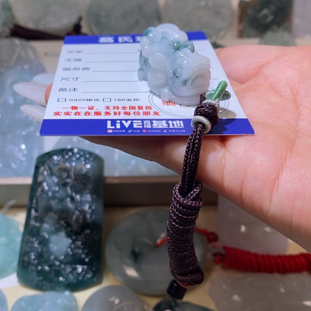 翡翠颈饰未镶嵌翡翠6