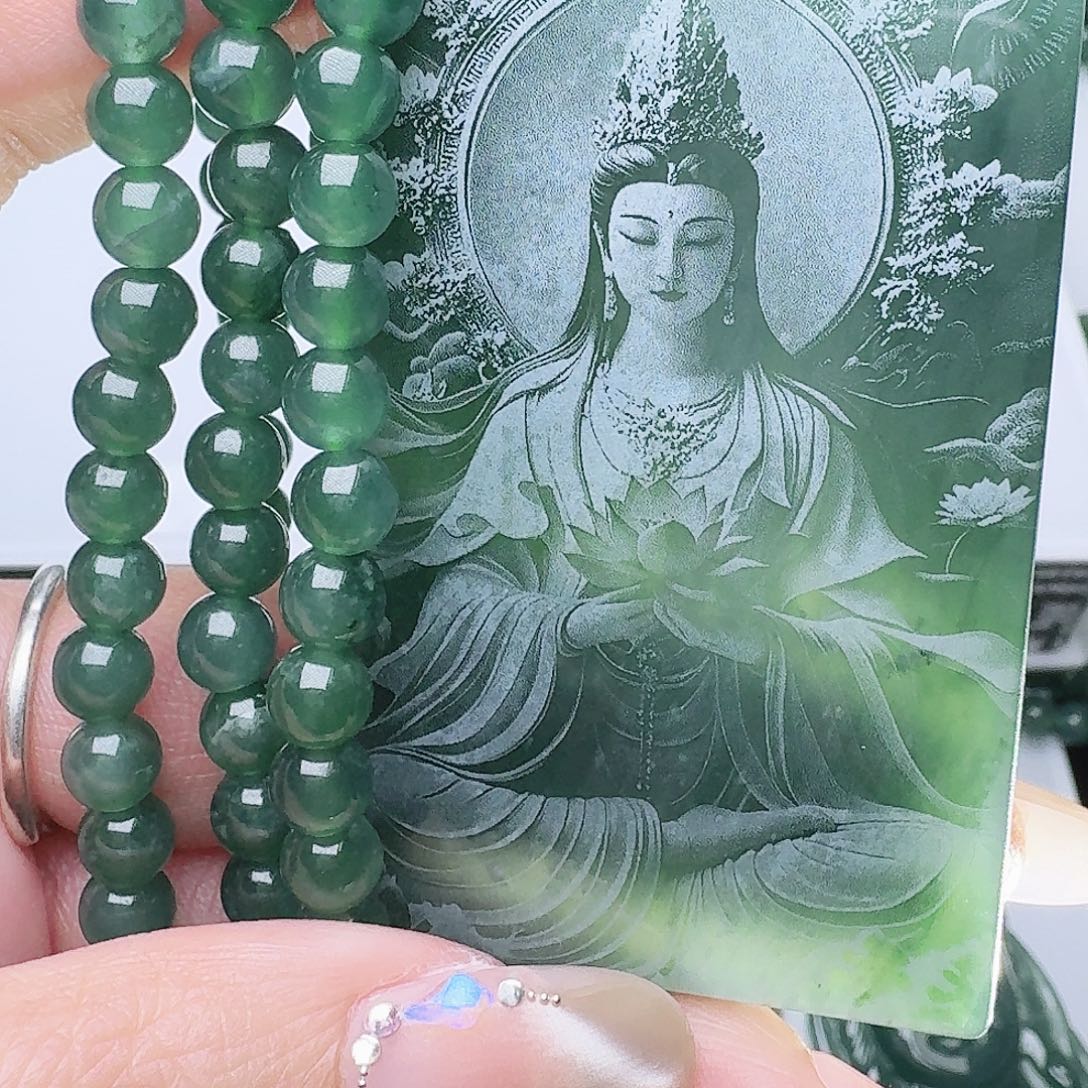 翡翠未镶嵌颈饰天然的A货翡翠多样性发其一 