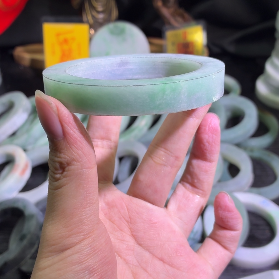 定制翡翠未镶嵌天然翡翠A货毛胚手镯定制