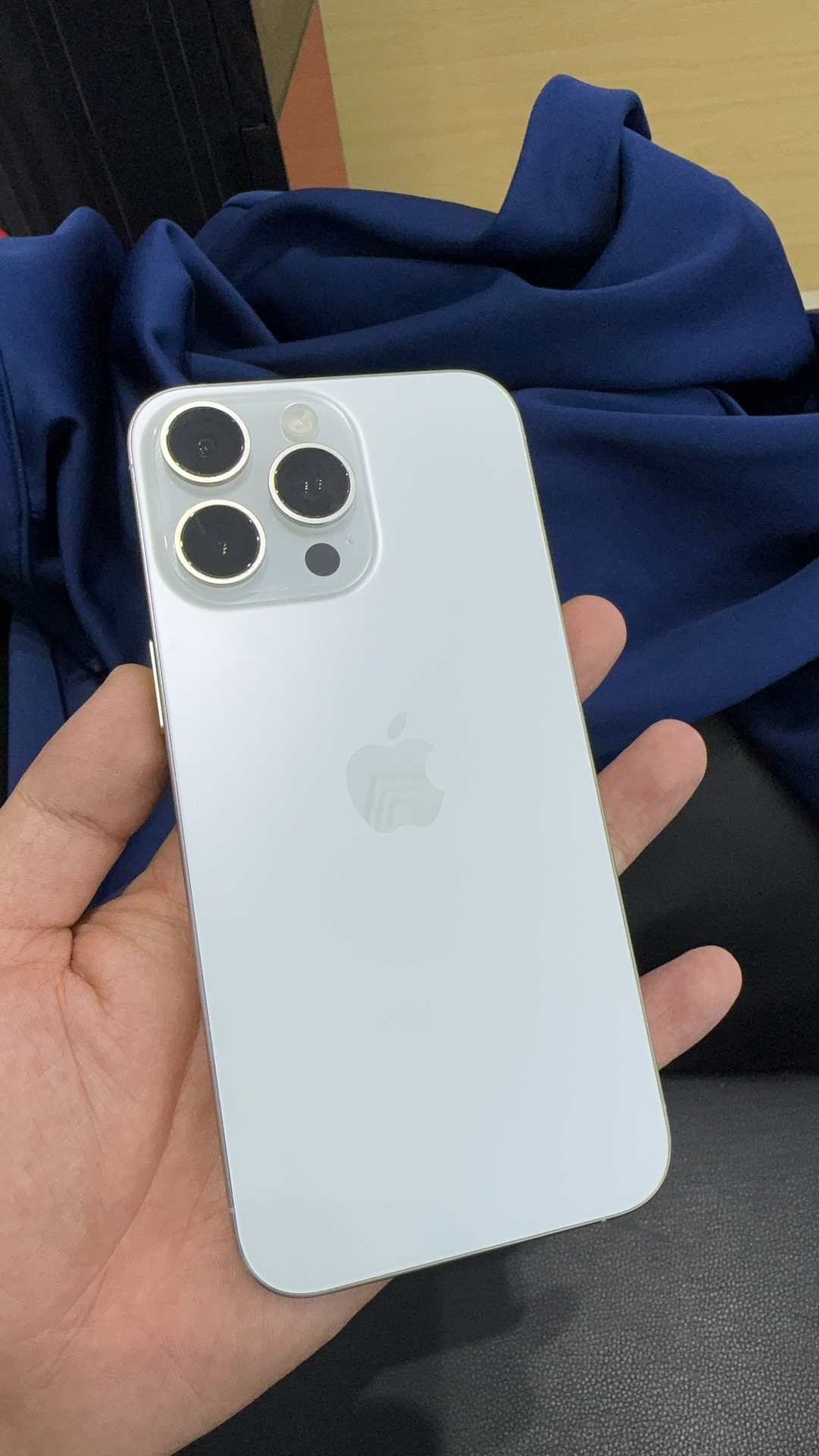 99新 Apple/苹果 苹果15promax 256G 99新