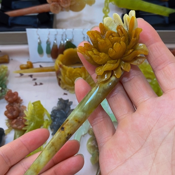 蛇纹石玉发簪未镶嵌