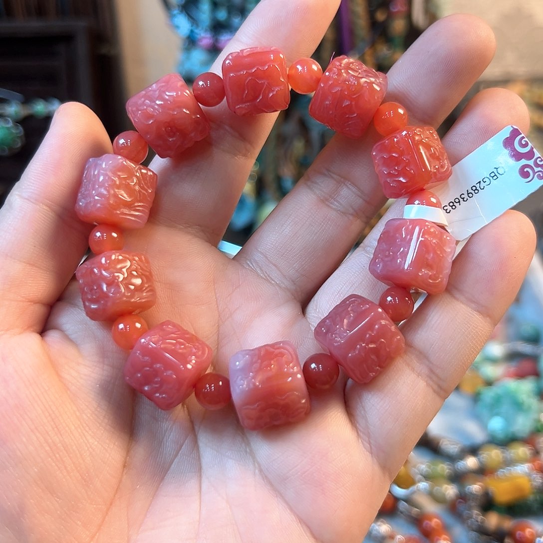 翡翠颈饰未镶嵌可*