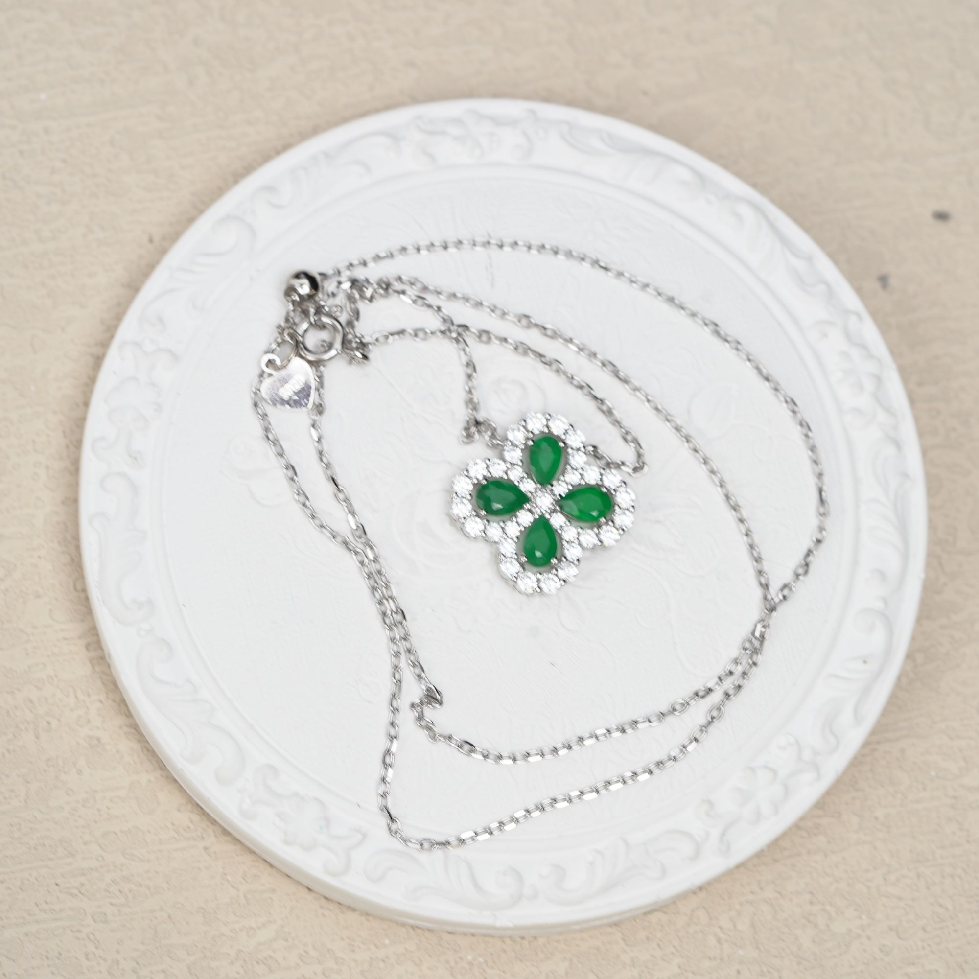 JSZMX0797-祖母绿项链（单颗约：20分/总克重：2.9g）