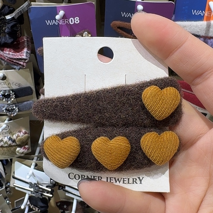 皮质铁合金南瓜色爱心