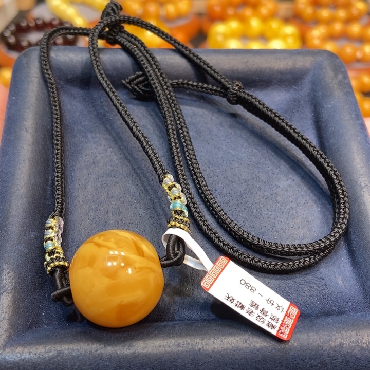 蜜蜡颈饰未镶嵌蜜蜡