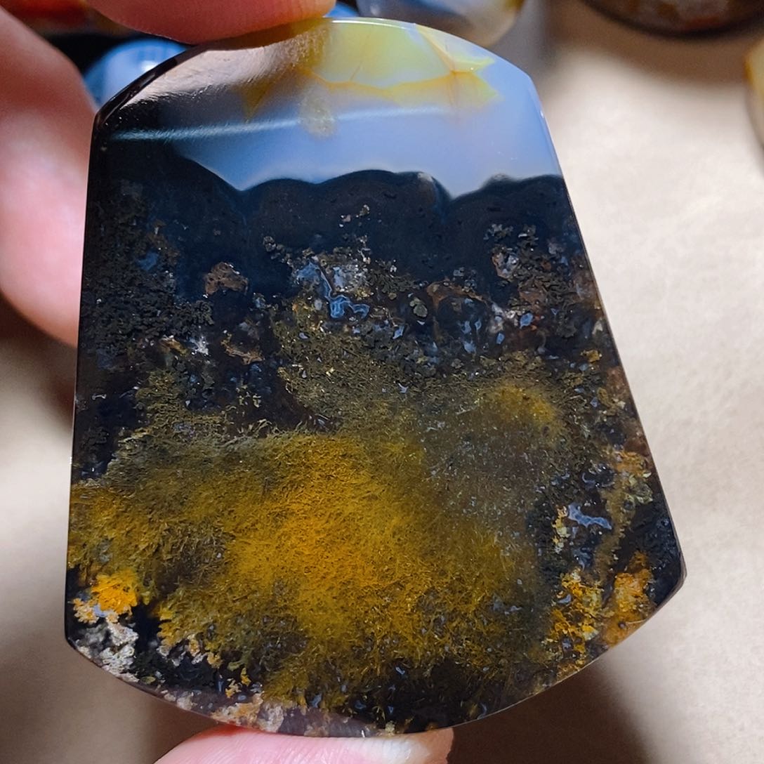 未镶嵌颈饰玛瑙/玉髓等*来