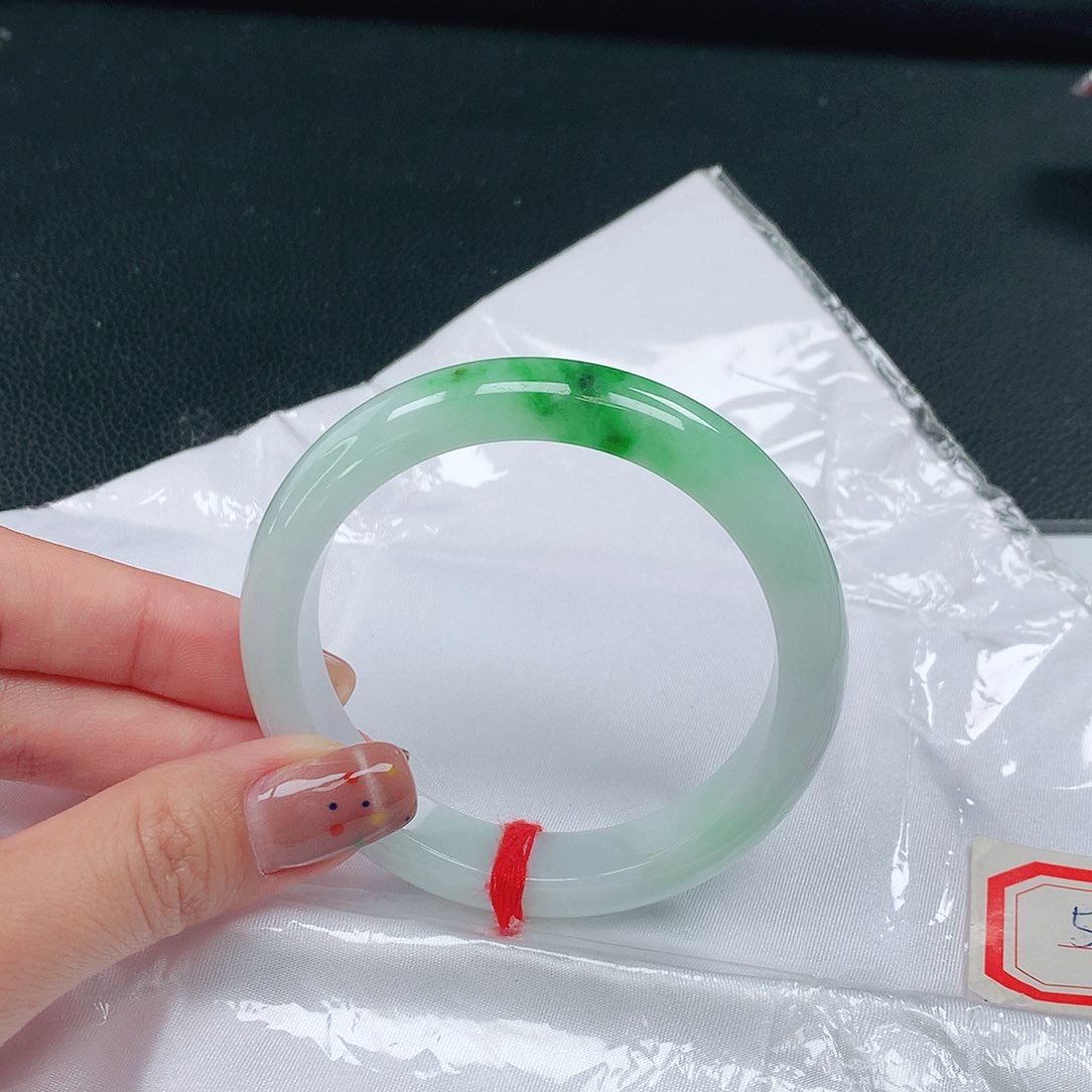 未镶嵌手镯翡翠121