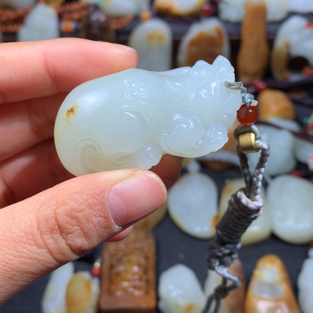 和田玉颈饰未镶嵌邹*