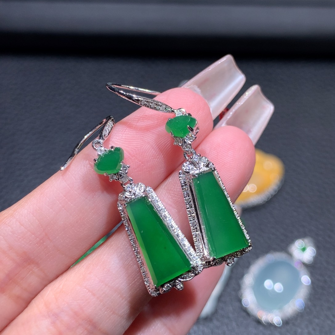 翡翠耳饰18K金镶嵌耳环