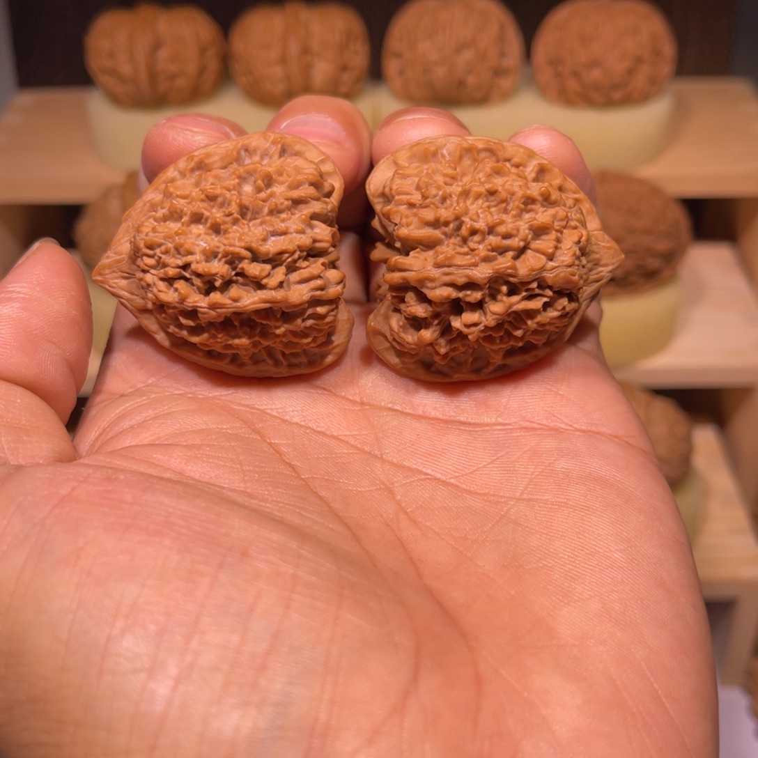 桃核吊坠38全品满天星