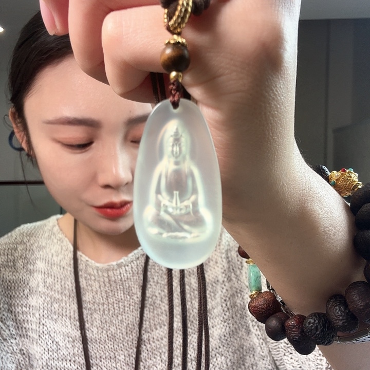 可****未镶嵌蛇纹石玉颈饰