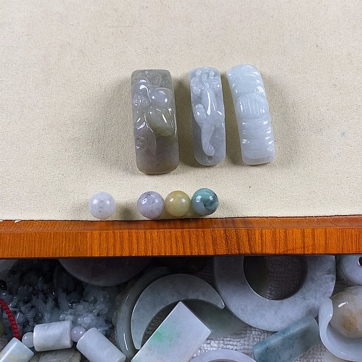 翡翠颈饰未镶嵌夏*翡翠14