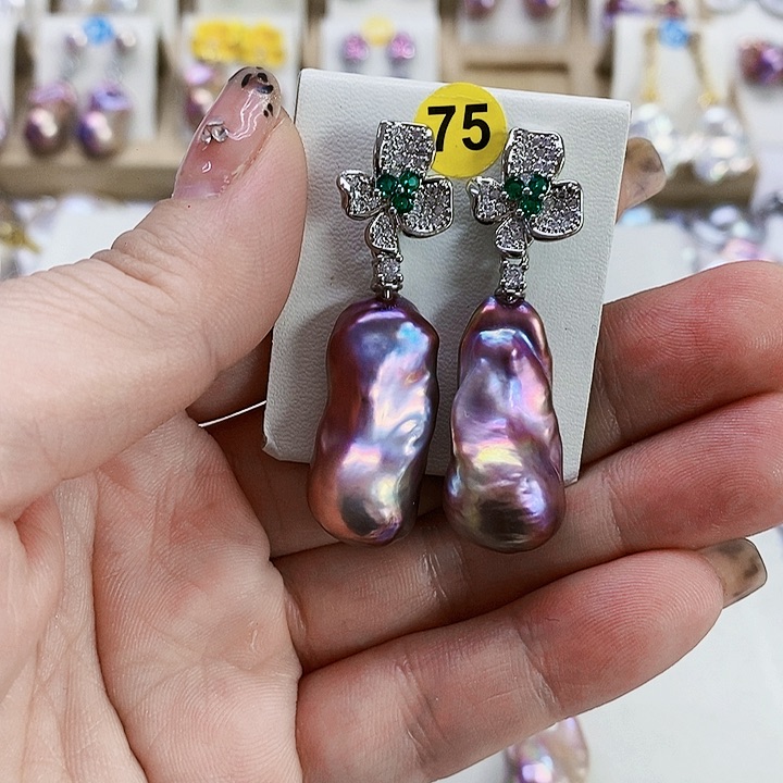 银S925镶嵌耳饰淡水珍珠？*雅