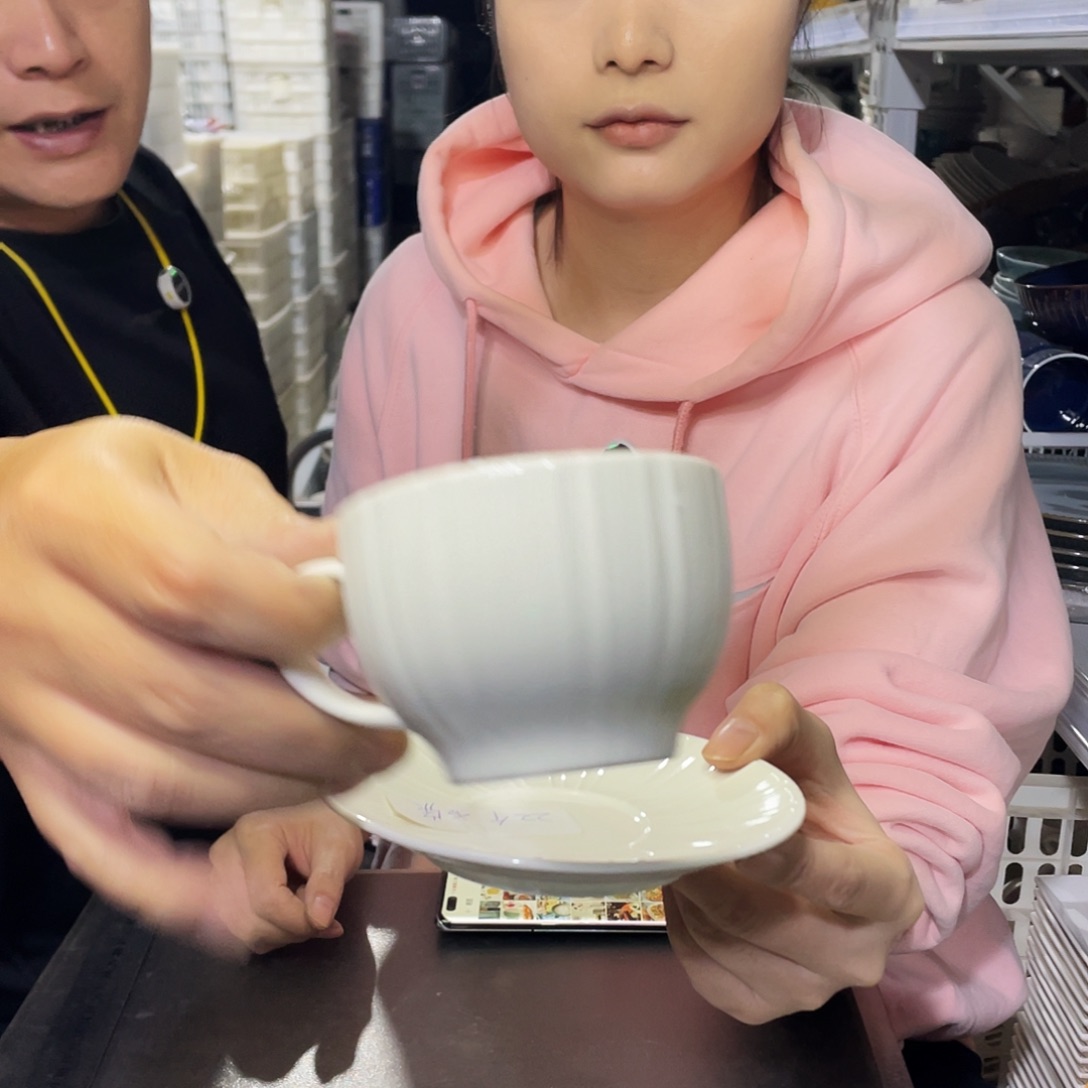 瓷片897                 4杯4碟