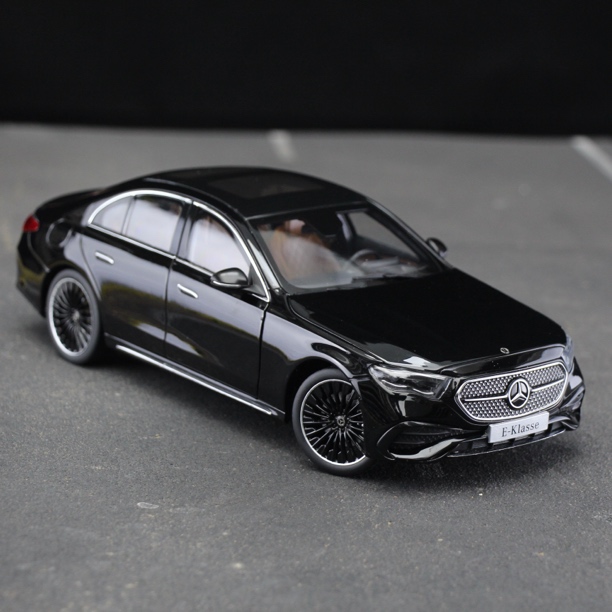 E级仿真合金汽车模型