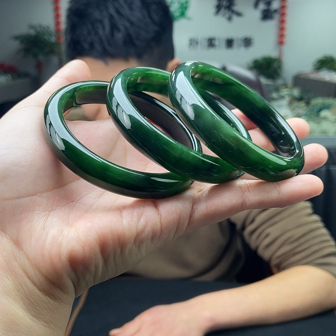 和田玉56-57颜色多样性发拍一发一未镶嵌