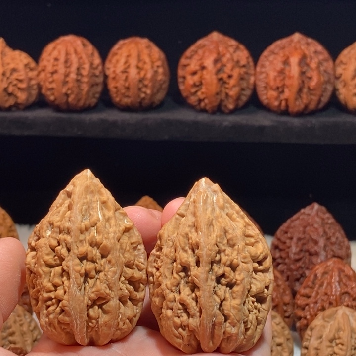 淡***定文玩核桃把件蚂蚁塔