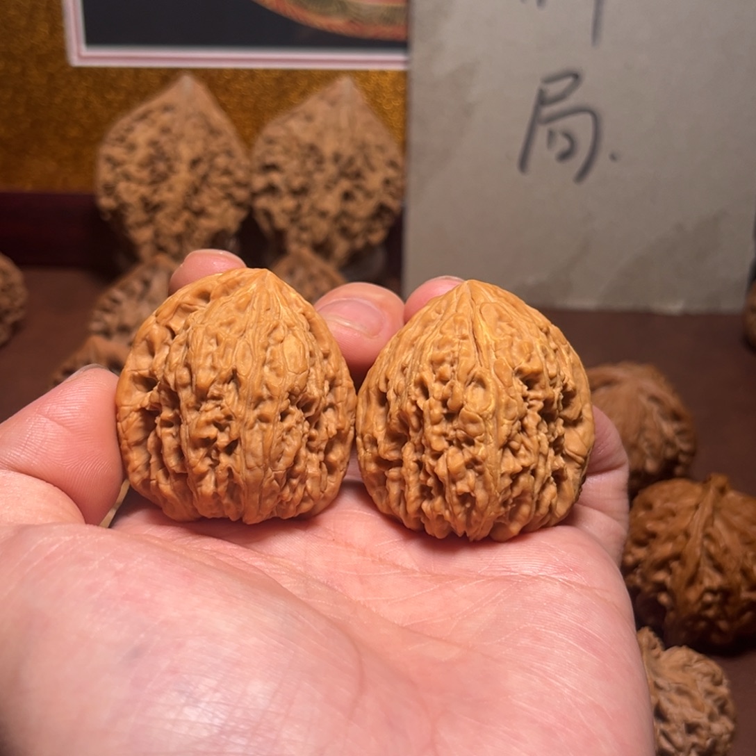 文玩核桃吊坠南疆