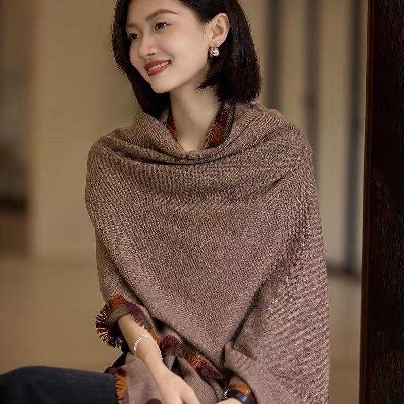 高级感毛边设计100%山羊绒围巾女披肩秋冬保暖外搭空调毯四季可用