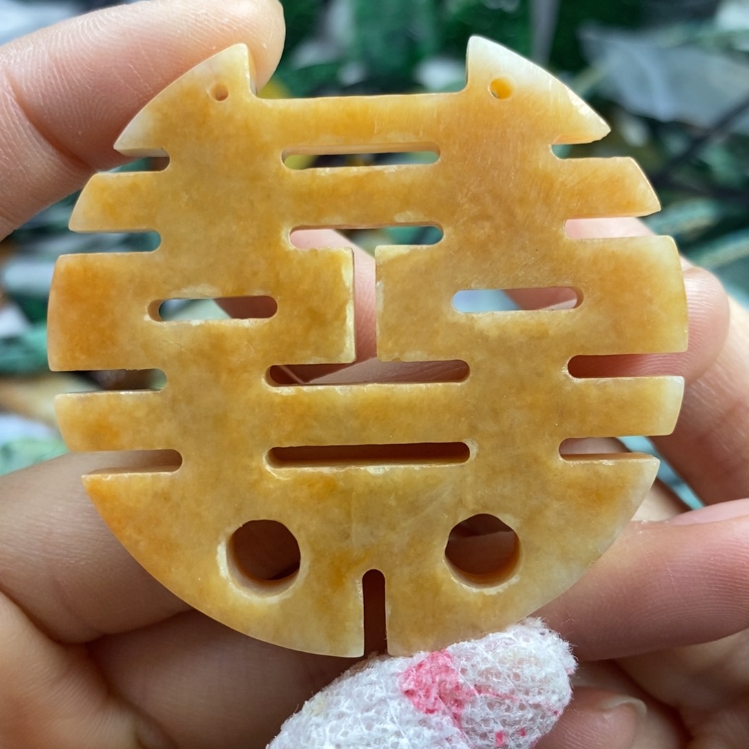 翡翠颈饰未镶嵌吊坠