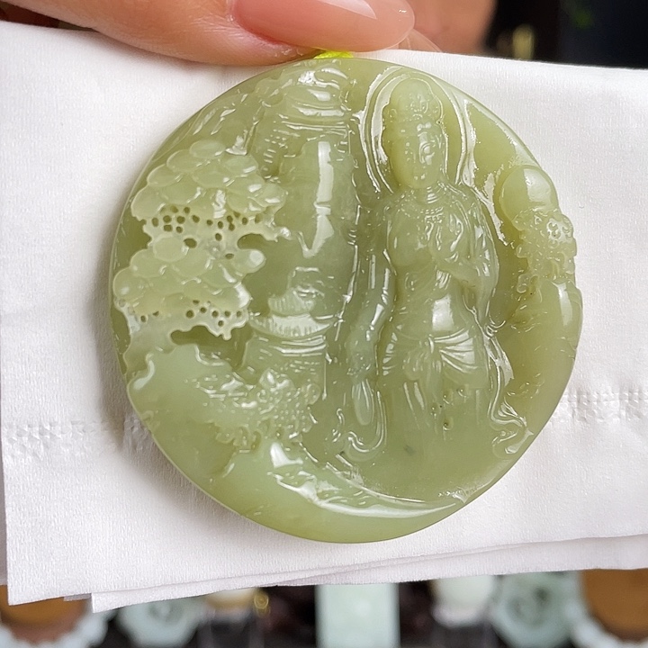 和田玉未镶嵌颈饰